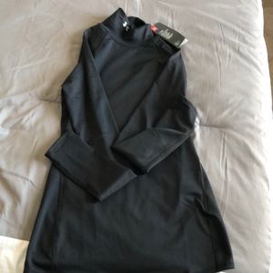 UA women’s fitted cold gear